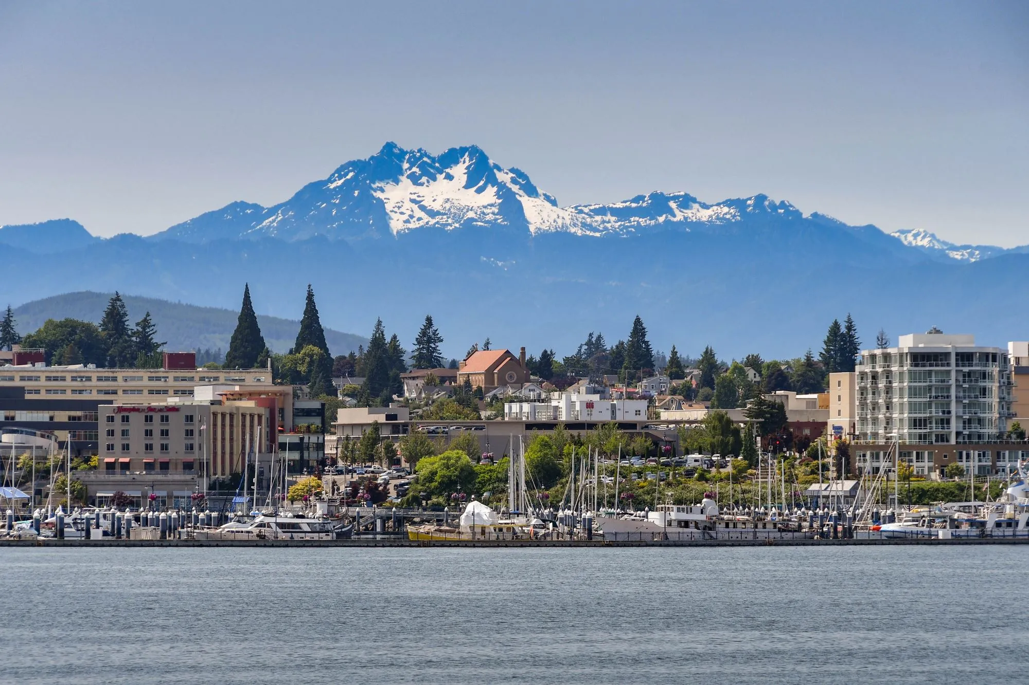 Making moves simple, fast, and stress-free for families and businesses in Bremerton, WA