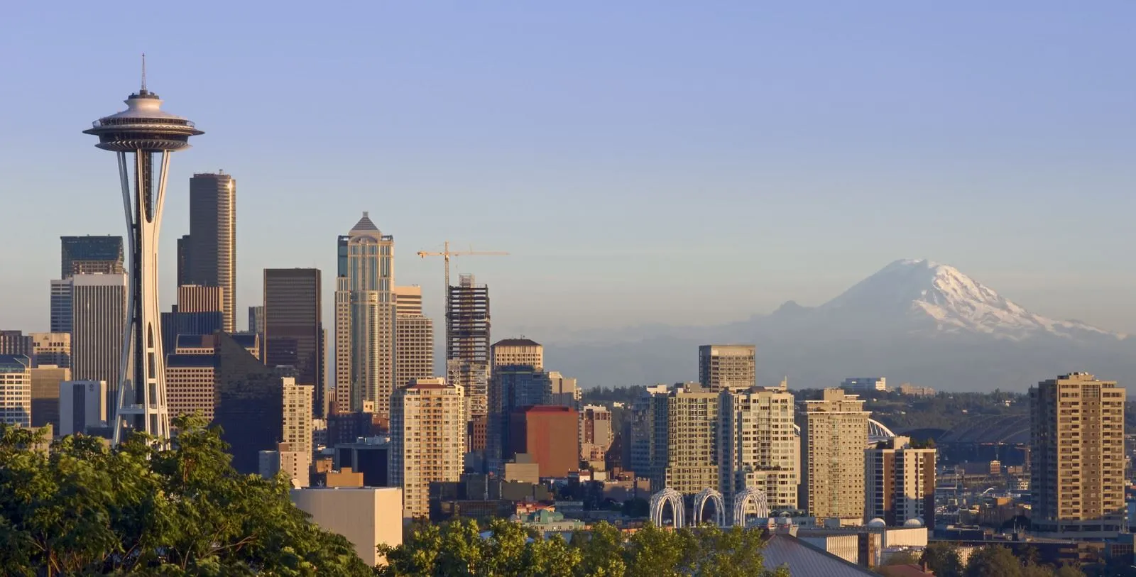 We make moving simple, fast, and stress-free for families and businesses across Seattle, WA